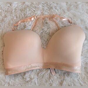 Victoria’s Secret Peach Lace Bra - 34DDD